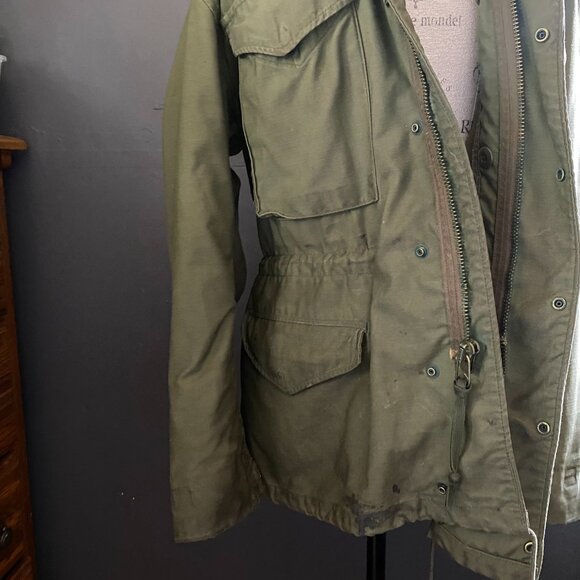 US Navy Seabees Man's M-65 Cold Weather Field Jacket - Picture 8 of 13